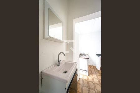 Banheiro de casa para alugar com 1 quarto, 75m² em Vila Carrão, São Paulo