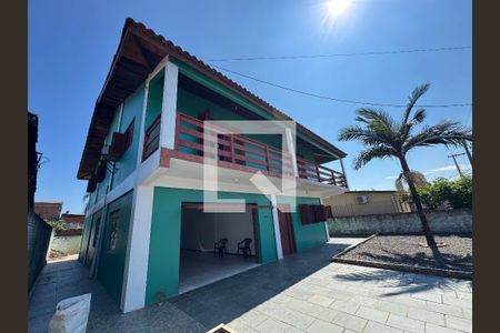 Casa para alugar com 250m², 5 quartos e 2 vagas Casa para alugar com 250m², 5 quartos e 2 vagasÁrea comum