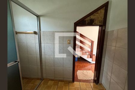 Casa para alugar com 250m², 5 quartos e 2 vagas Casa para alugar com 250m², 5 quartos e 2 vagasBanheiro