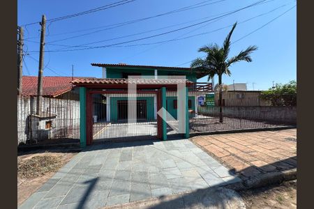 Casa para alugar com 250m², 5 quartos e 2 vagas Casa para alugar com 250m², 5 quartos e 2 vagasFachada