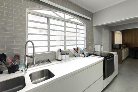 Casa à venda com 725m², 4 quartos e 4 vagasCozinha