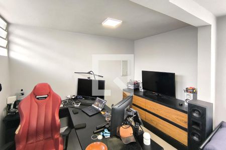 Casa à venda com 725m², 4 quartos e 4 vagasQuarto de Serviço