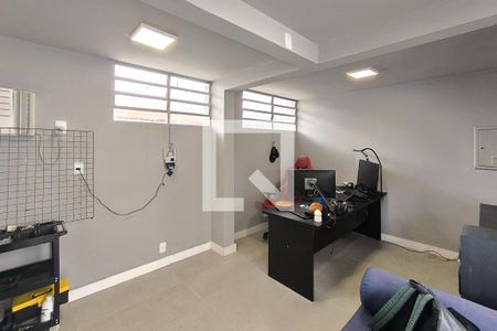 Casa à venda com 725m², 4 quartos e 4 vagasQuarto de Serviço