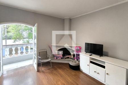 Casa à venda com 725m², 4 quartos e 4 vagasSala - lareira