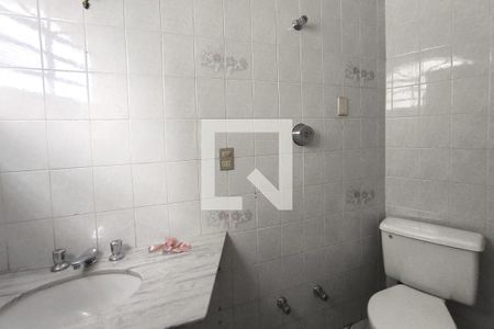 Casa à venda com 725m², 4 quartos e 4 vagasBanheiro 2