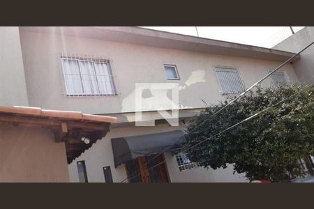 Casa à venda com 3 quartos, 210m² em Vila Tolstoi, São Paulo