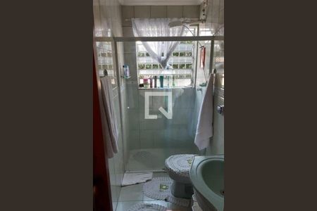 Casa à venda com 3 quartos, 210m² em Vila Tolstoi, São Paulo