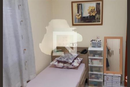 Casa à venda com 3 quartos, 210m² em Vila Tolstoi, São Paulo