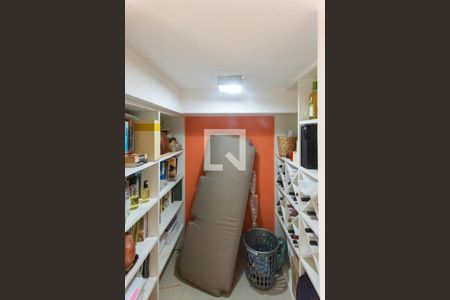 Casa de condomínio à venda com 480m², 4 quartos e 2 vagasQuarto de Serviço