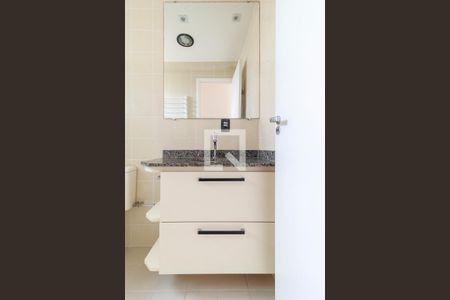 Apartamento à venda com 54m², 2 quartos e 1 vaga Apartamento à venda com 54m², 2 quartos e 1 vagaBanheiro
