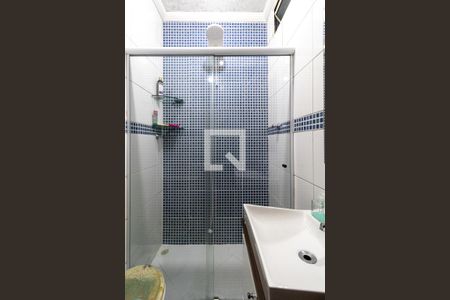 Casa à venda com 220m², 3 quartos e 2 vagasBanheiro Suíte 