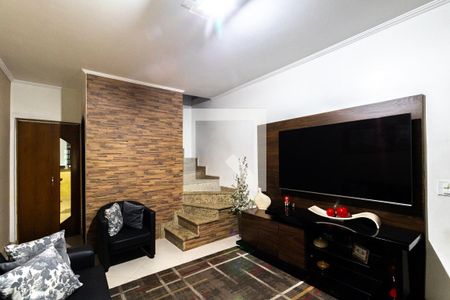 Sala  de casa à venda com 3 quartos, 220m² em Vila Jacuí, São Paulo