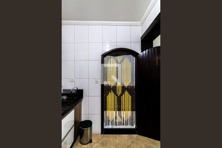 Casa à venda com 220m², 3 quartos e 2 vagasCozinha 