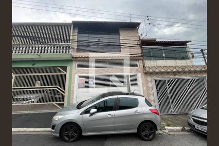 Casa à venda com 220m², 3 quartos e 2 vagasFachada+Placa 