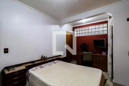 Casa à venda com 220m², 3 quartos e 2 vagasSuíte 