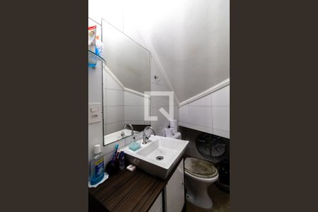 Casa à venda com 220m², 3 quartos e 2 vagasLavabo