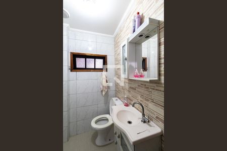 Casa à venda com 220m², 3 quartos e 2 vagasBanheiro Externo 