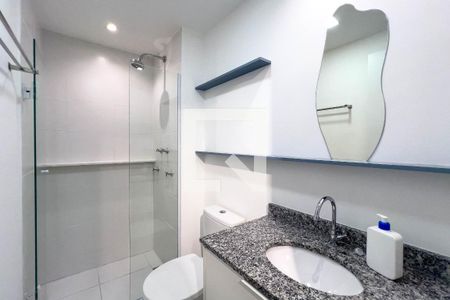 Banheiro de kitnet/studio para alugar com 1 quarto, 27m² em Vila Mariana, São Paulo