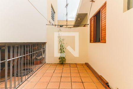 Casa à venda com 220m², 4 quartos e 1 vagaQuintal
