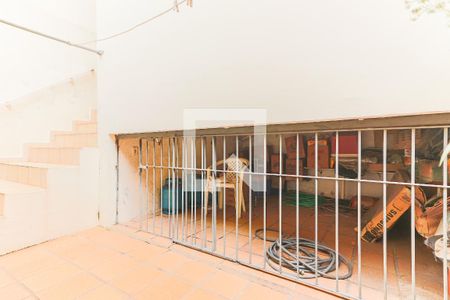 Casa à venda com 220m², 4 quartos e 1 vagaQuintal