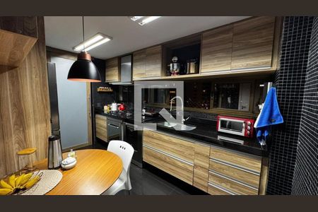 Apartamento à venda com 194m², 3 quartos e 2 vagas Apartamento à venda com 194m², 3 quartos e 2 vagasFoto 13