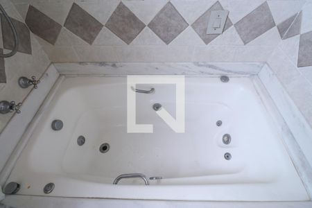 Apartamento à venda com 78m², 2 quartos e 1 vagaBanheiro da Suíte