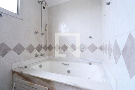 Apartamento à venda com 78m², 2 quartos e 1 vagaBanheiro da Suíte