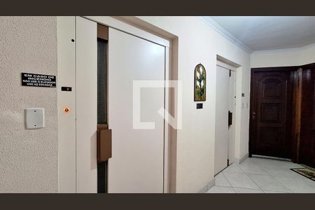 Apartamento à venda com 78m², 2 quartos e 1 vagaÁrea comum