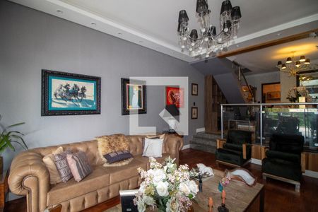 Sala de casa à venda com 3 quartos, 220m² em Jardim das Vertentes, São Paulo