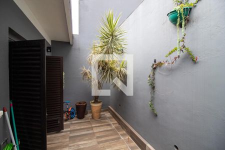 Casa à venda com 220m², 3 quartos e 4 vagasQuarto 3