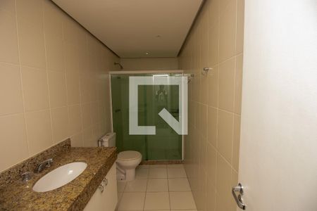 Apartamento à venda com 297m², 5 quartos e 3 vagasBanheiro social