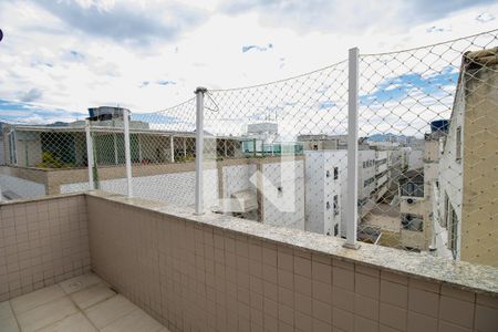 Apartamento à venda com 297m², 5 quartos e 3 vagasSacada