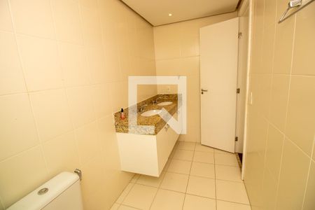 Apartamento à venda com 297m², 5 quartos e 3 vagasBanheiro quarto 3