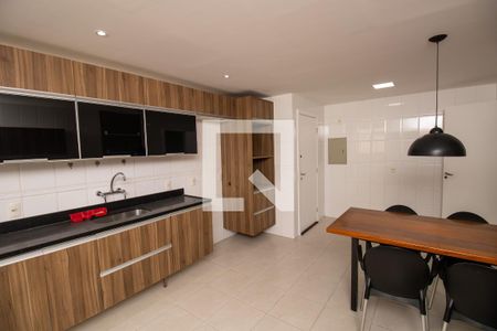 Apartamento à venda com 297m², 5 quartos e 3 vagasCozinha