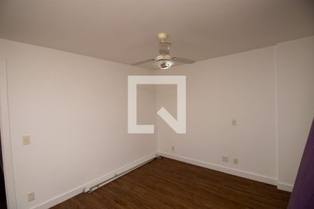 Apartamento à venda com 297m², 5 quartos e 3 vagasQuarto 5