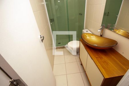 Apartamento à venda com 297m², 5 quartos e 3 vagasBanheiro social 2
