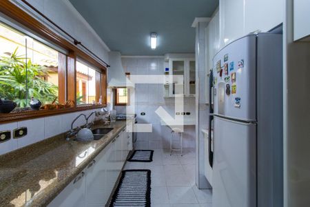 Casa de condomínio para alugar com 390m², 3 quartos e 6 vagasCozinha