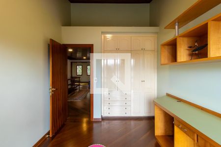 Casa de condomínio para alugar com 390m², 3 quartos e 6 vagasQuarto 1