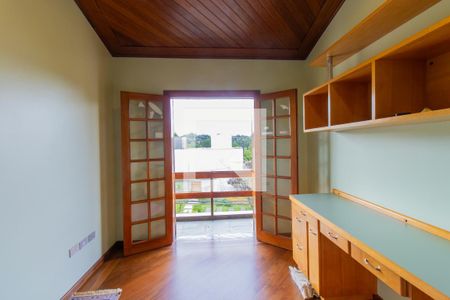 Casa de condomínio para alugar com 390m², 3 quartos e 6 vagasQuarto 2