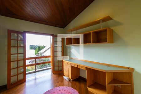 Casa de condomínio para alugar com 390m², 3 quartos e 6 vagasQuarto 2