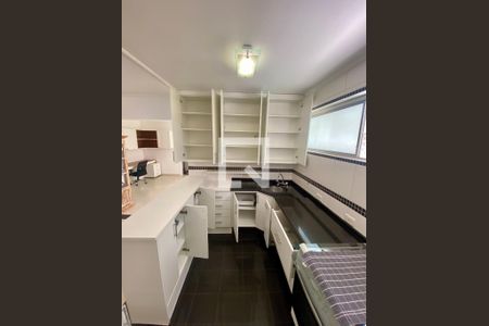 Apartamento à venda com 106m², 3 quartos e sem vaga