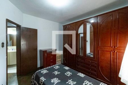 Casa à venda com 300m², 4 quartos e 3 vagas Casa à venda com 300m², 4 quartos e 3 vagasQuarto 3