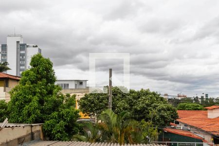 Casa à venda com 300m², 4 quartos e 3 vagas Casa à venda com 300m², 4 quartos e 3 vagasVista da suíte