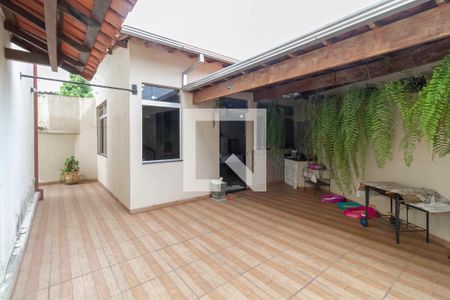 Casa à venda com 300m², 4 quartos e 3 vagas Casa à venda com 300m², 4 quartos e 3 vagasÁrea Gourmet