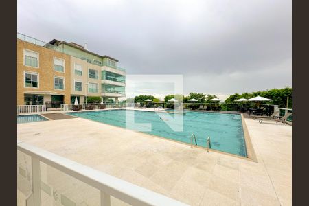 Apartamento para alugar com 124m², 2 quartos e 1 vagaÁrea comum - Piscina
