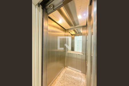 Apartamento para alugar com 124m², 2 quartos e 1 vagaElevador