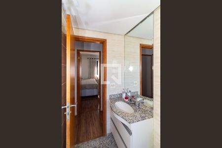 Apartamento à venda com 127m², 3 quartos e 2 vagas Apartamento à venda com 127m², 3 quartos e 2 vagasBanheiro 2