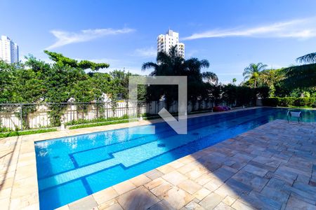 Apartamento à venda com 127m², 3 quartos e 2 vagas Apartamento à venda com 127m², 3 quartos e 2 vagasÁrea comum - Piscina