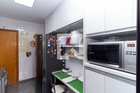 Apartamento à venda com 127m², 3 quartos e 2 vagas Apartamento à venda com 127m², 3 quartos e 2 vagasCozinha