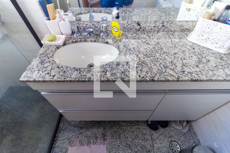 Apartamento à venda com 127m², 3 quartos e 2 vagas Apartamento à venda com 127m², 3 quartos e 2 vagasBanheiro da Suíte